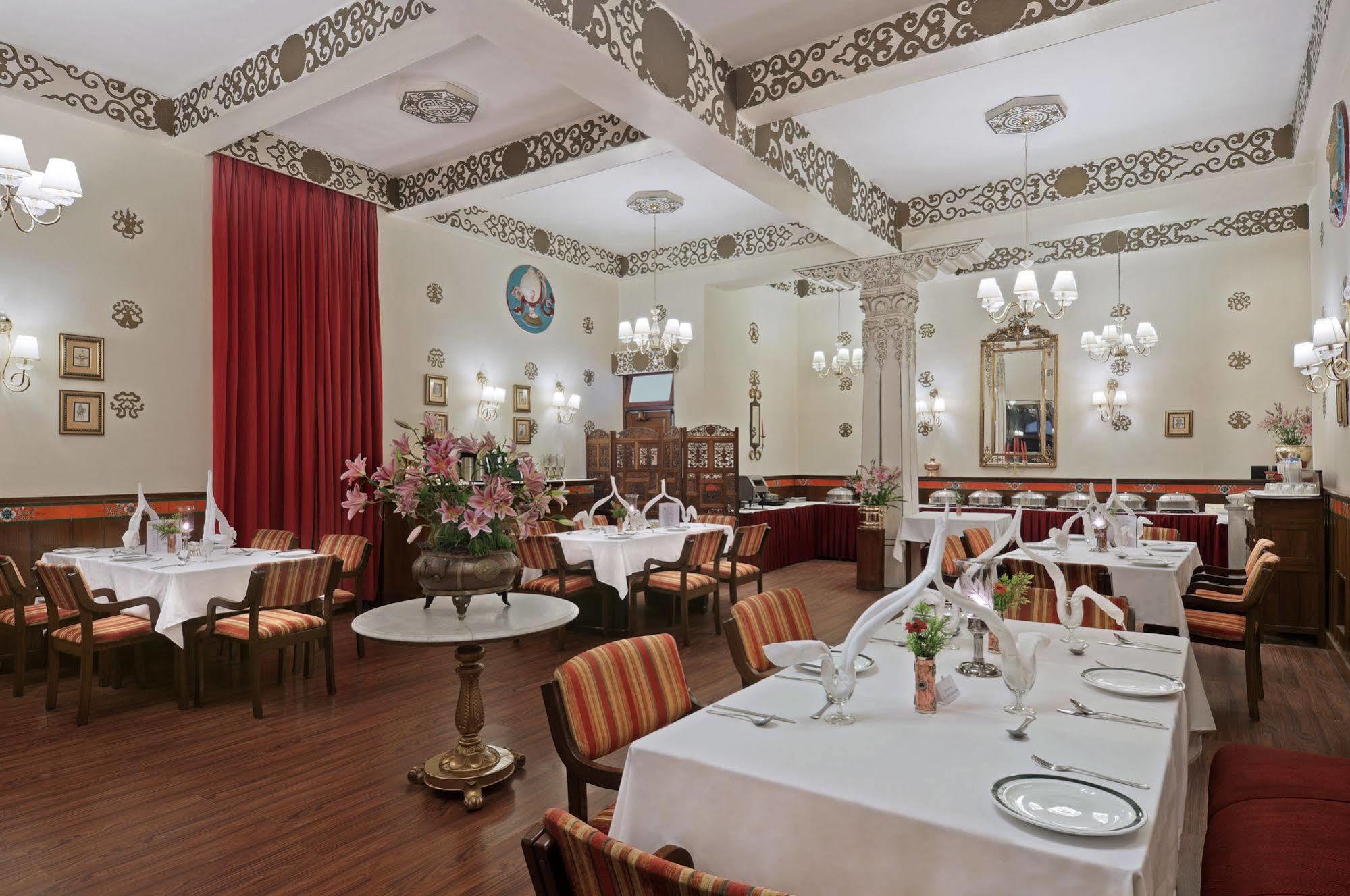 The Elgin Norkhill - Heritage Resort And Spa Gangtok Exterior foto